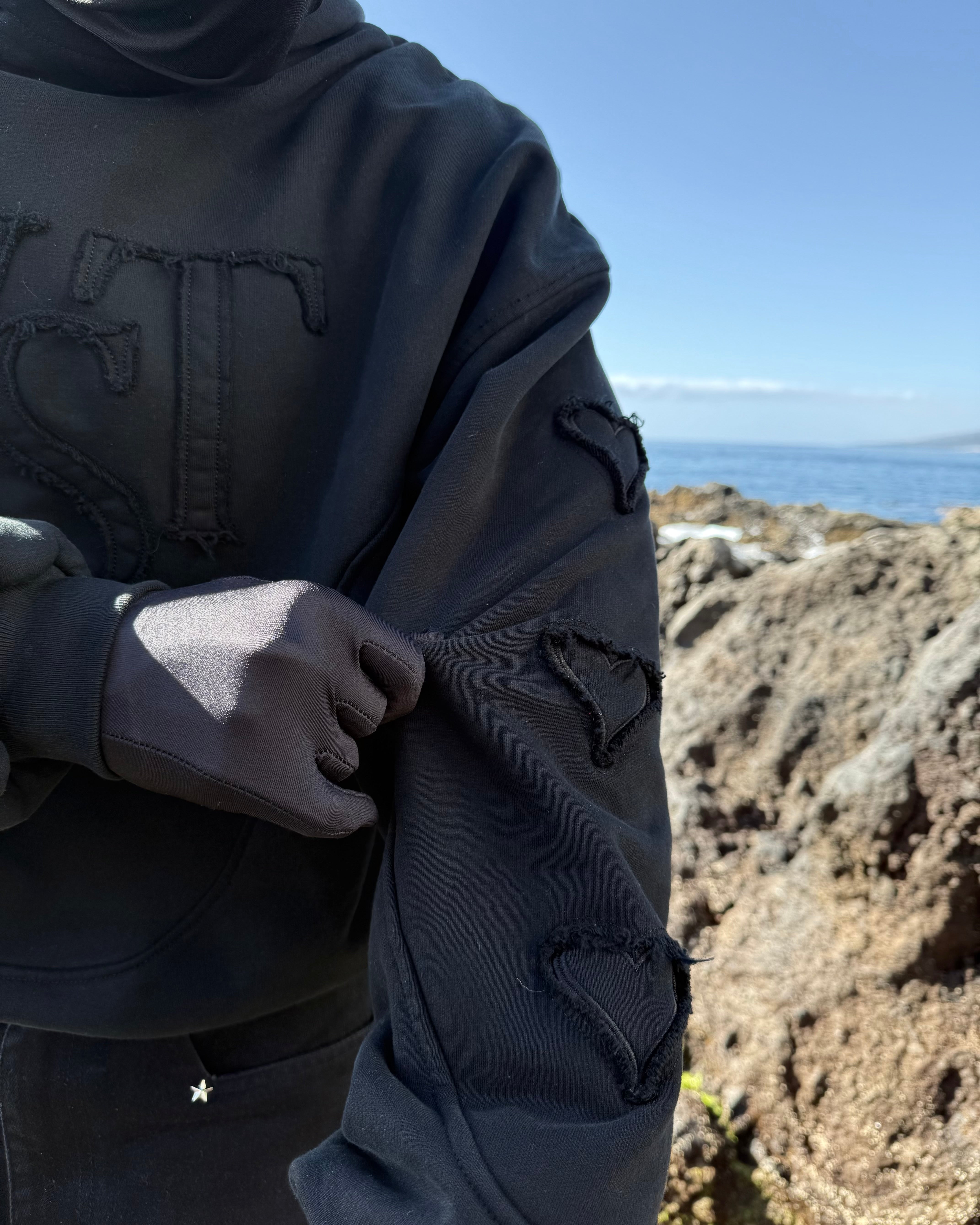 Vesta Super Hoodie II (Black)