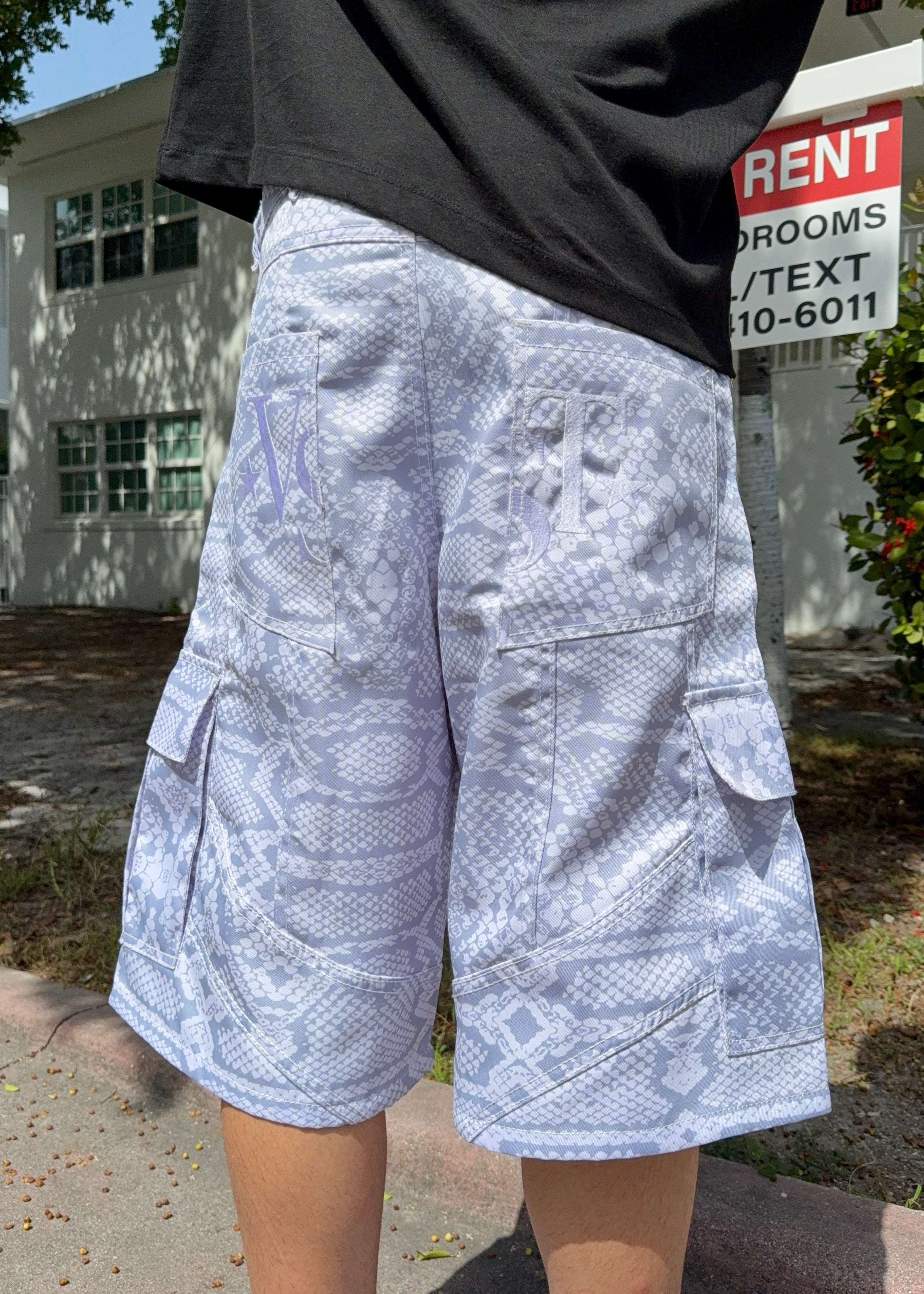 Snake Jort (White/Grey)