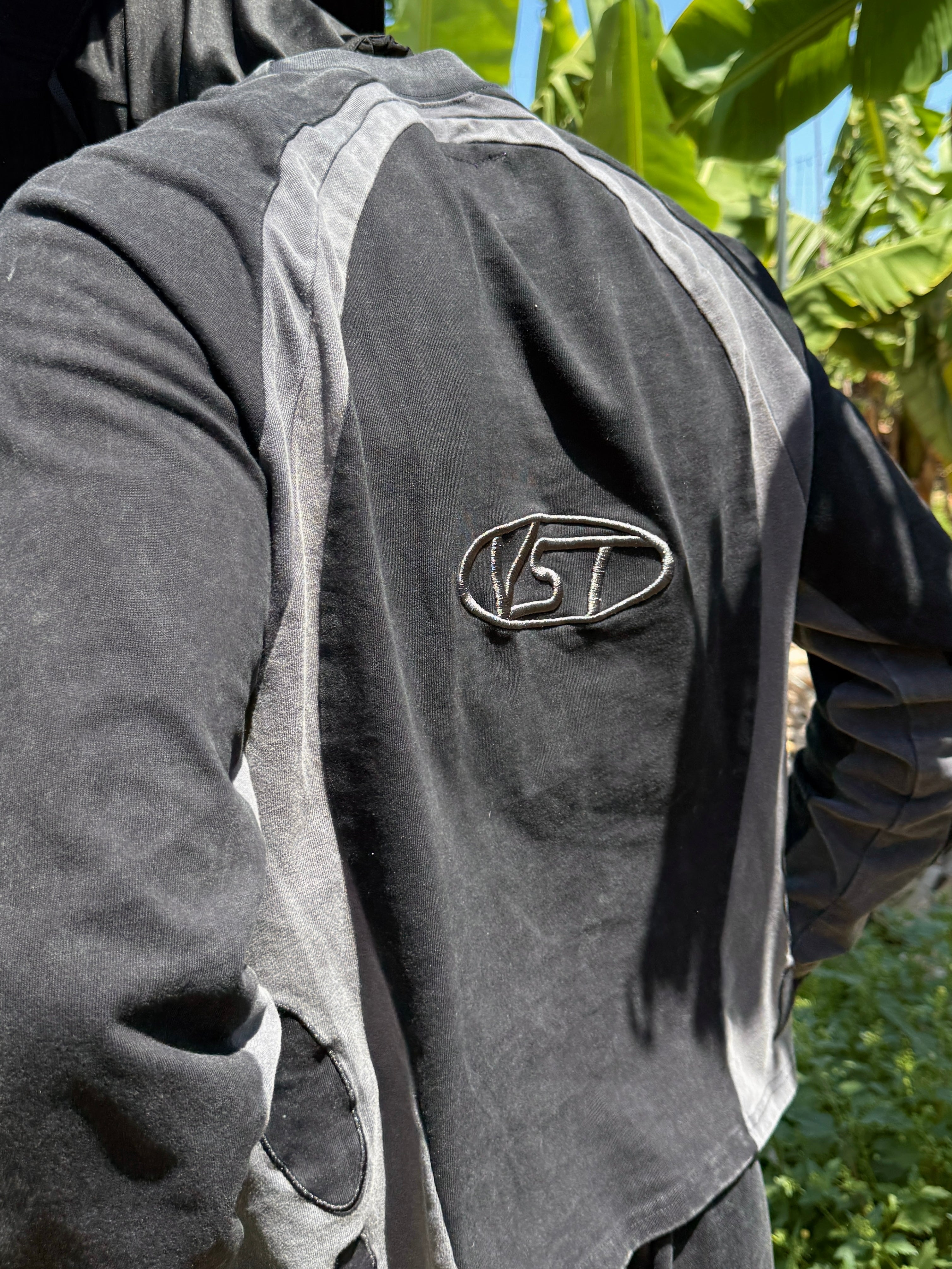 Jungle Long Sleeve (Black)