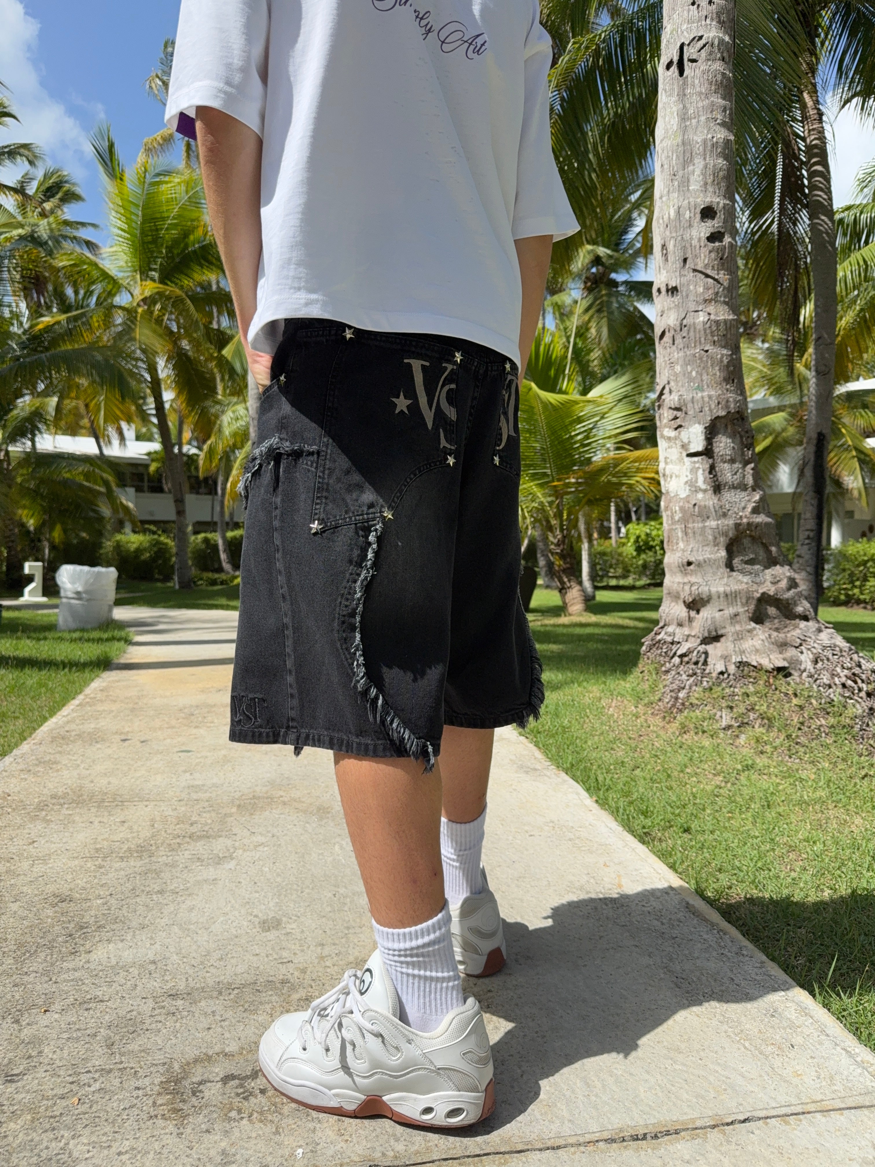Vesta Super Jort (Black)+ Free Tee