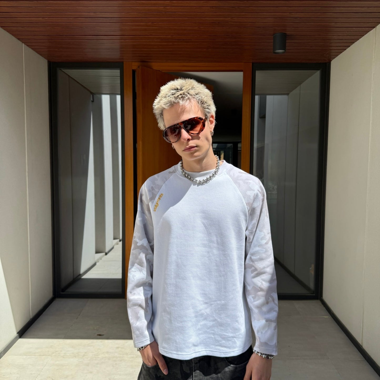 CAMO LONG SLEEVE TEE (WHITE)