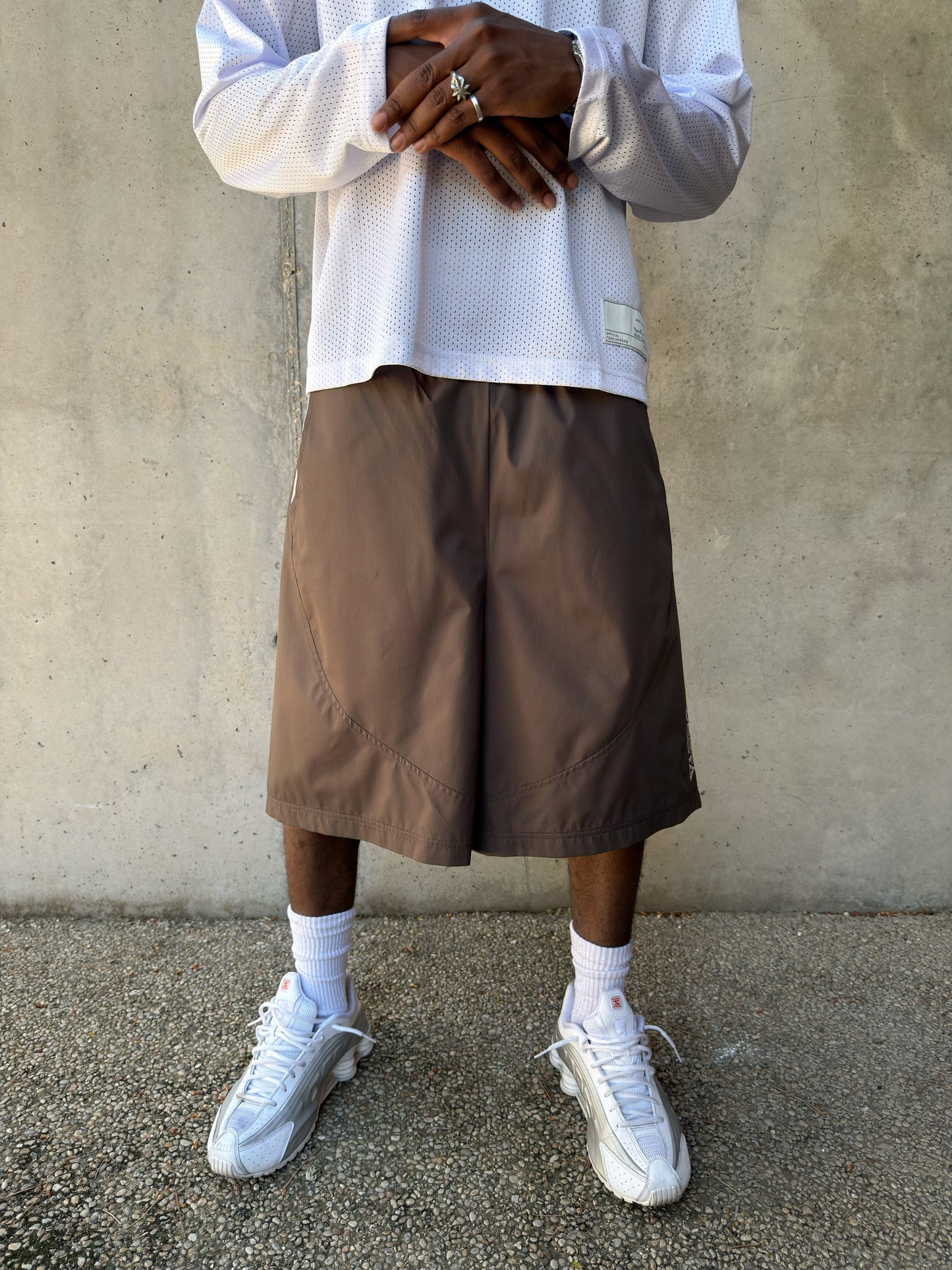 TECH SHORT (BROWN)
