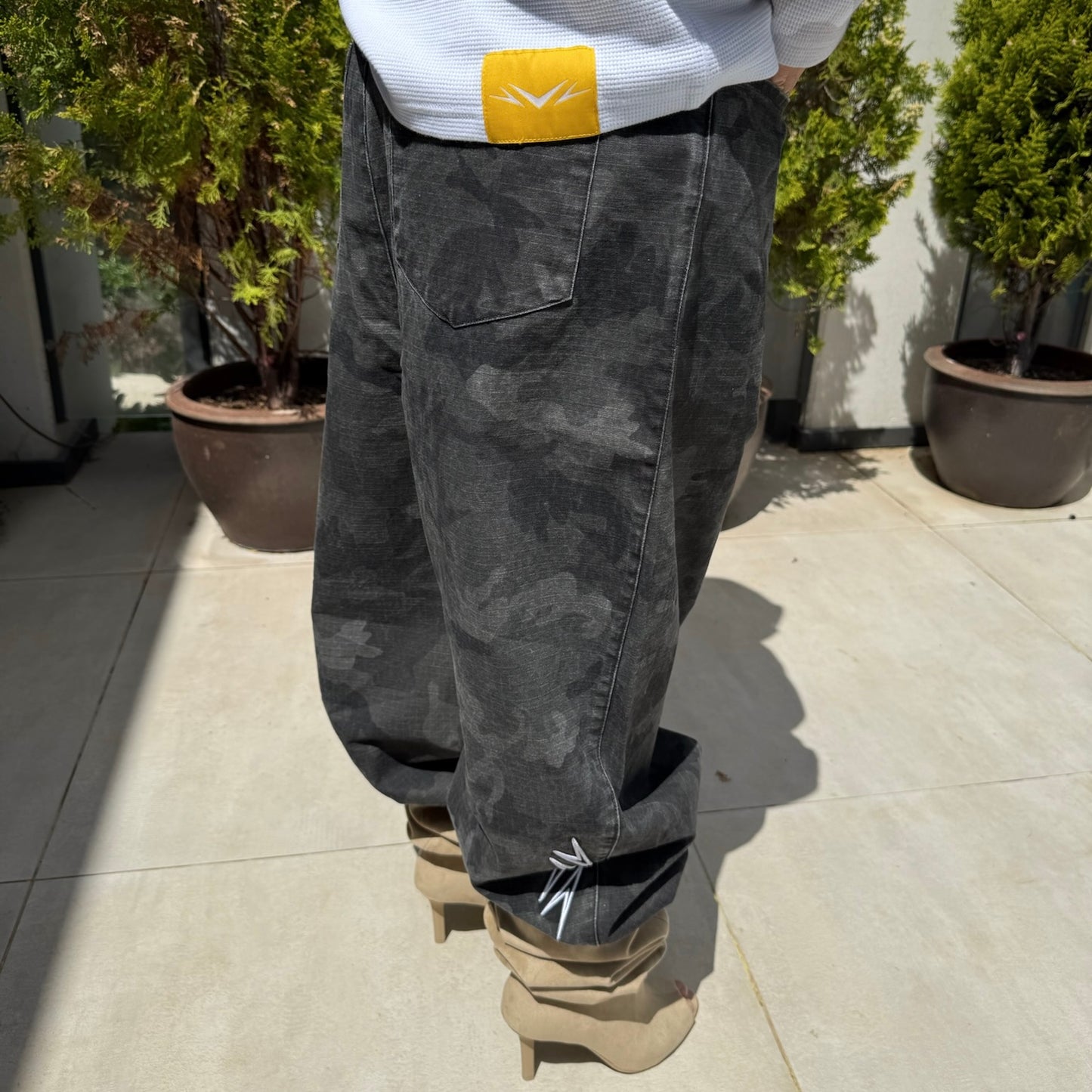 CAMO PANTS (BLACK)