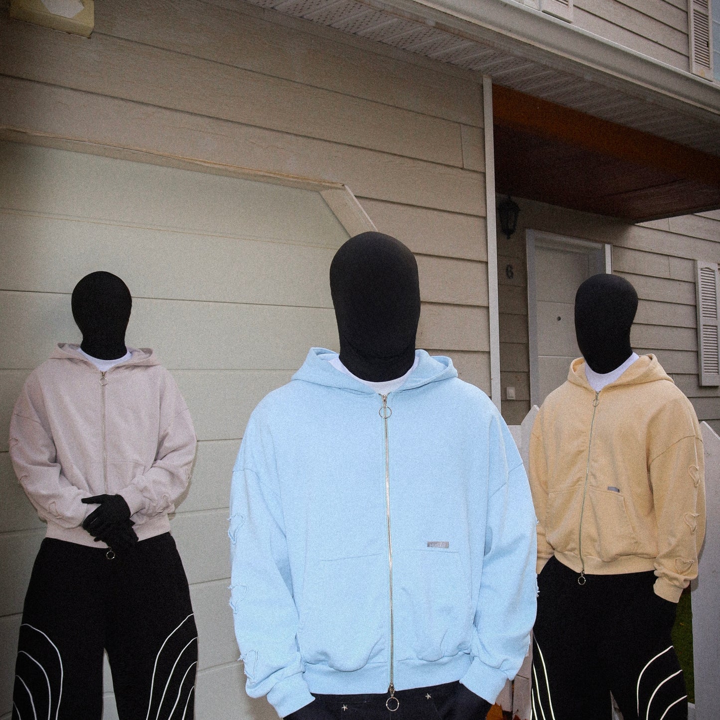 ZIP HOODIE (APRICOT)