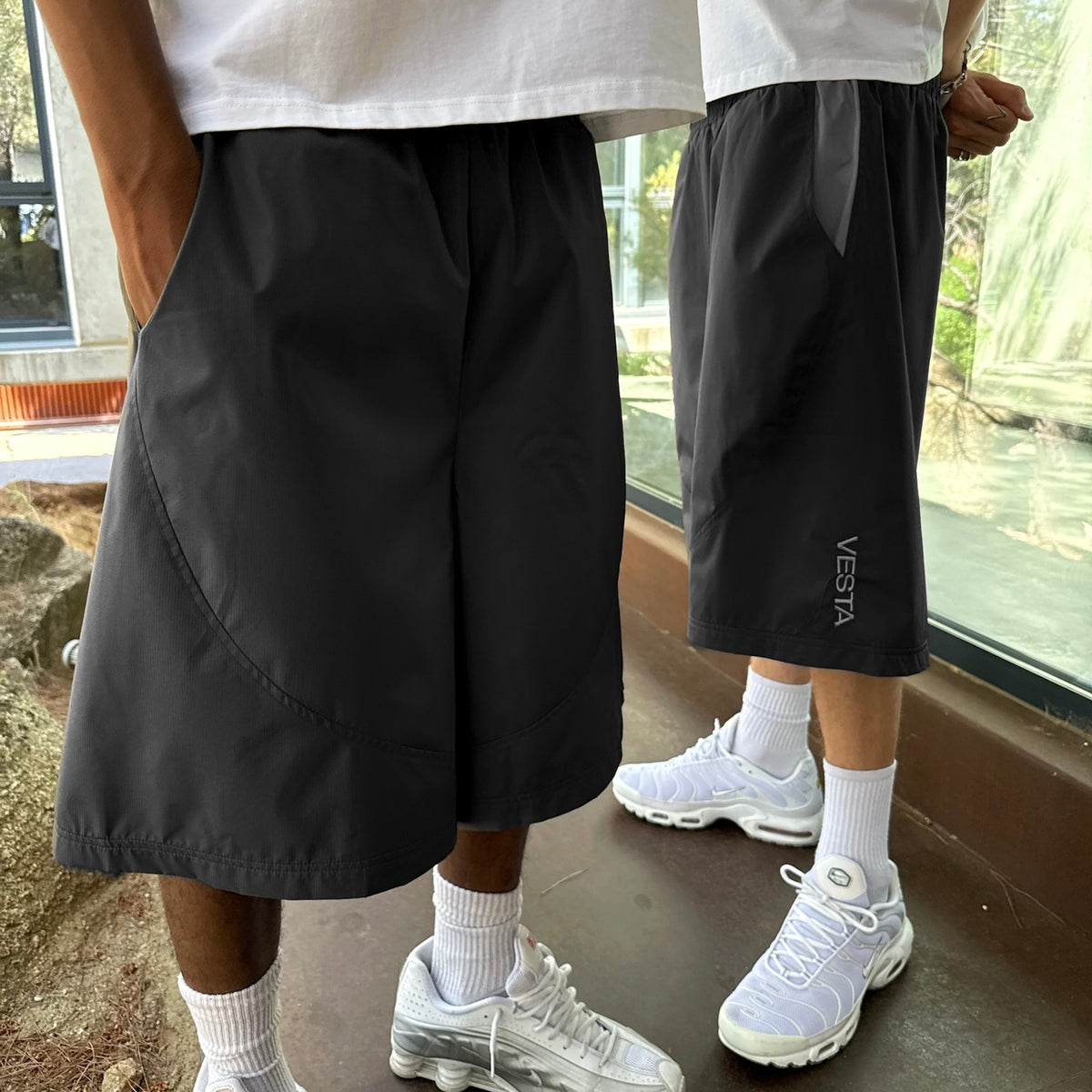 TECH SHORT (BLACK)
