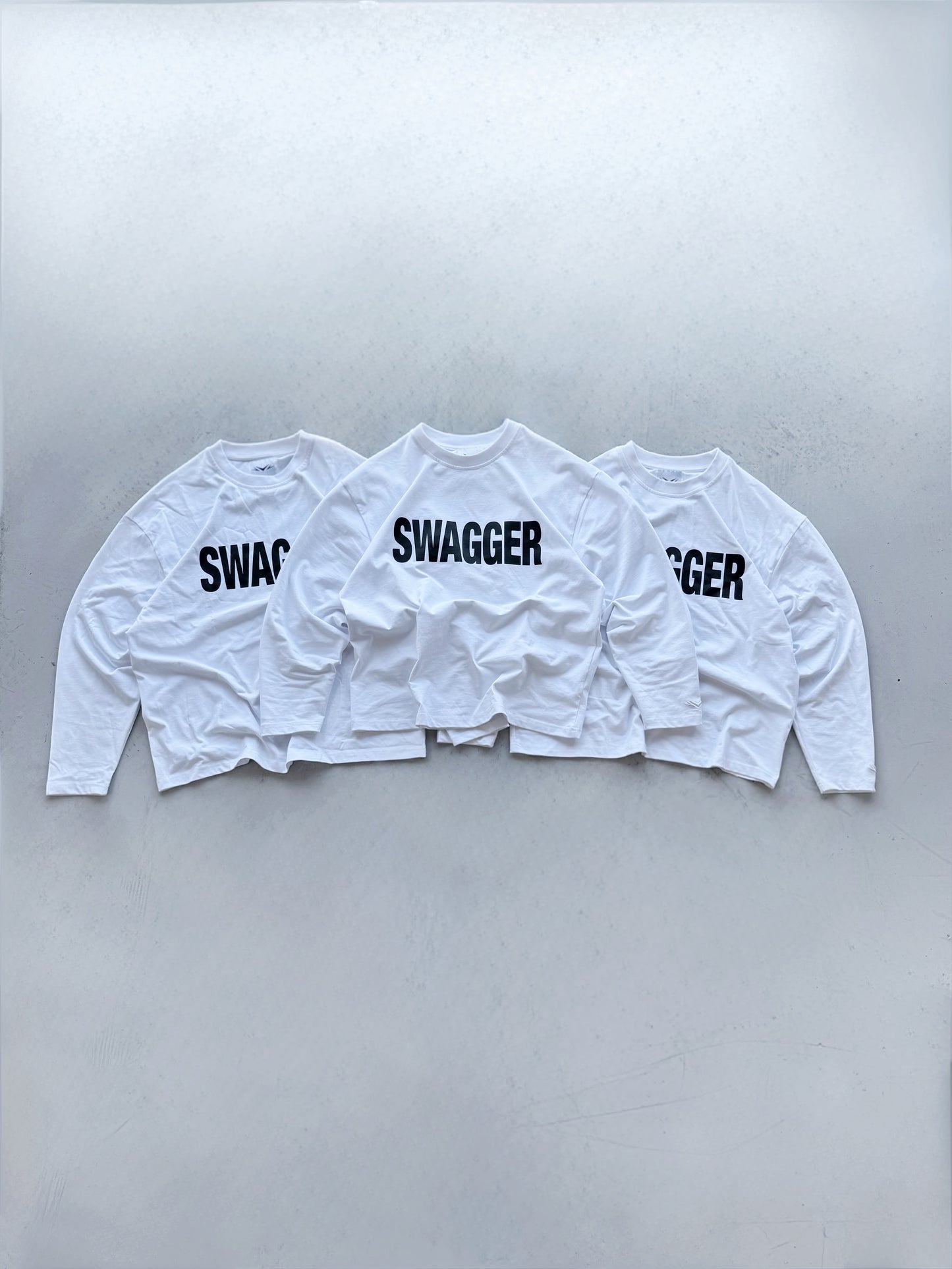 SWAGGER LONGSLEEVE (WHITE)