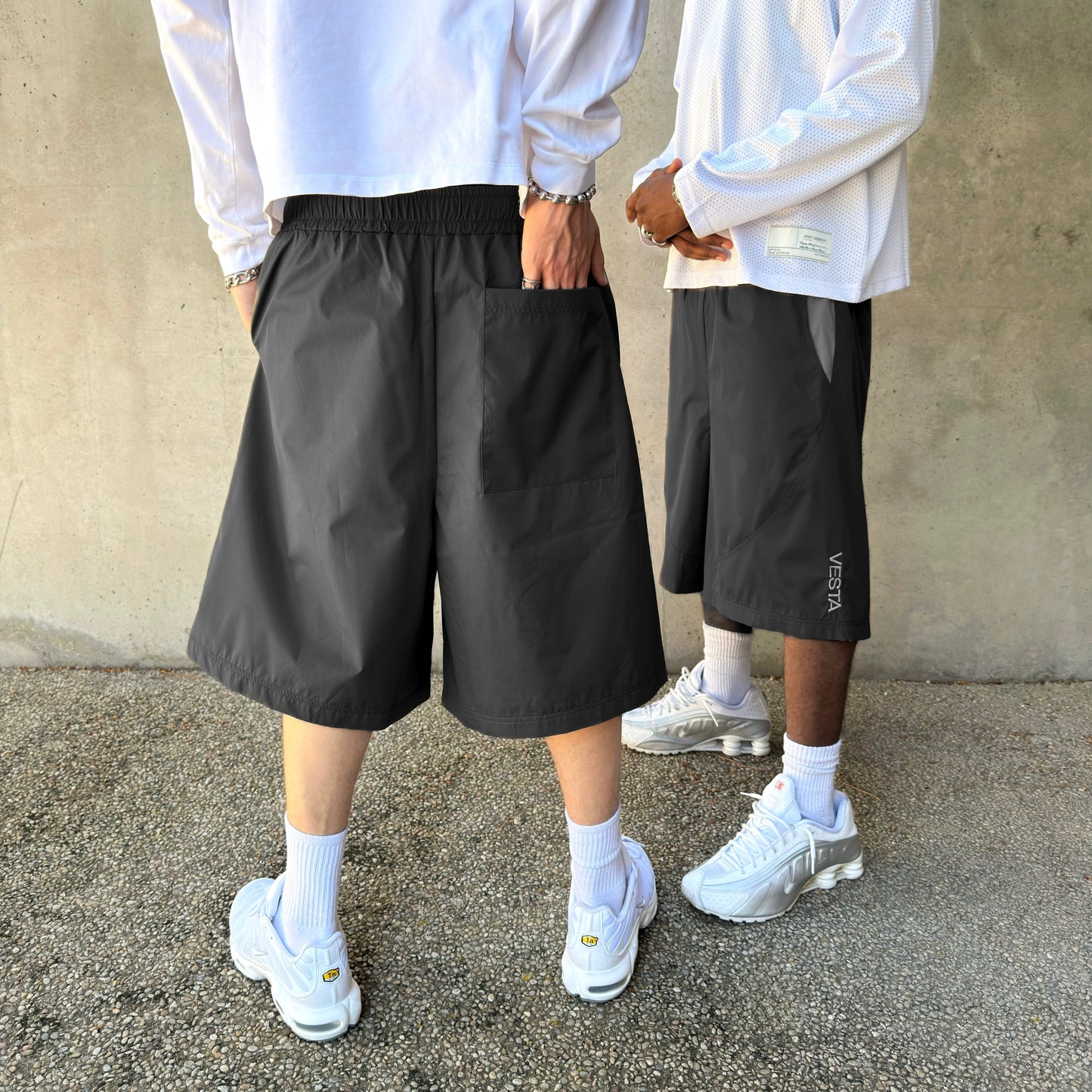TECH SHORT (BLACK)